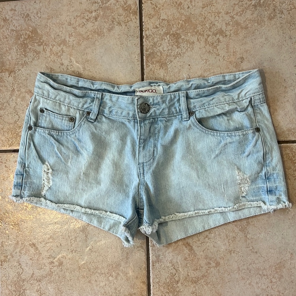 Bongo Vintage 90s Low Rise‎ Light Wash Jean Booty Cut Off Shorts, Sz 11